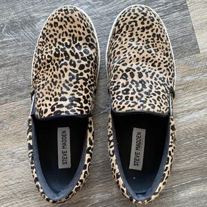 Steve Madden leopard print sneakers